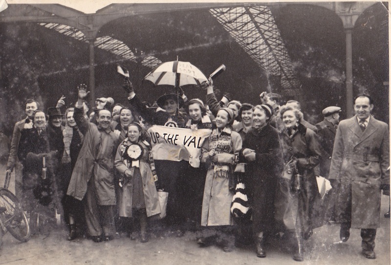 Port Vale fans travel to Fulham for an FA Cup tie, 1961