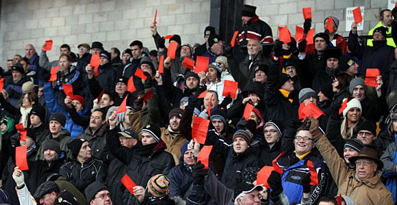 red-card-580x300