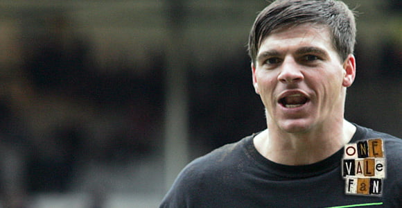 Tomlinson turns down Vale contract