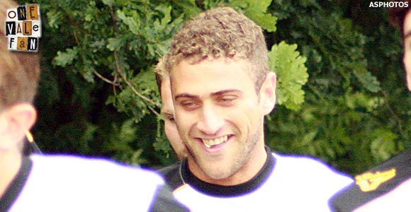 Williamson signs Port Vale deal