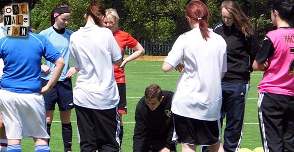Port Vale Ladies team about to kick-off