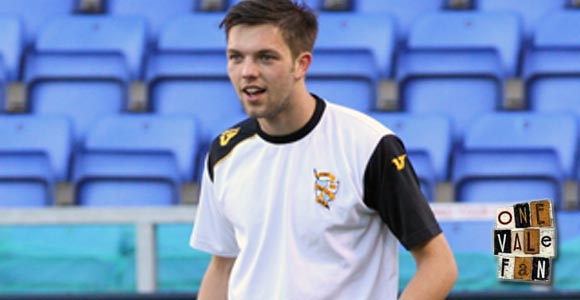 Port Vale confirm re-signing of defender Joe Davis