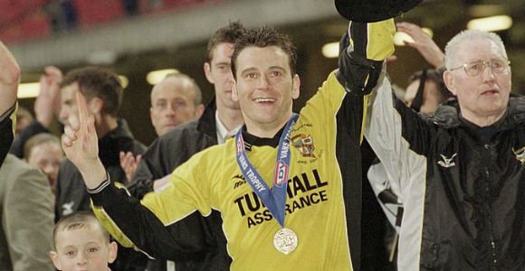 Former Valiant Matt Carragher passes away