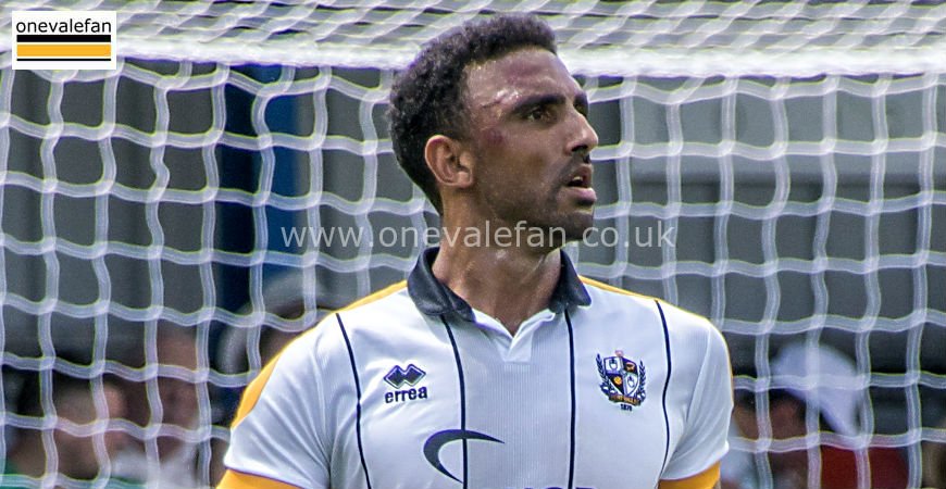 Port Vale agree deal with veteran defender