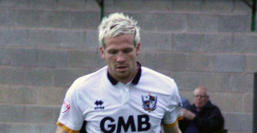 Vale duo not in Northern Ireland squad