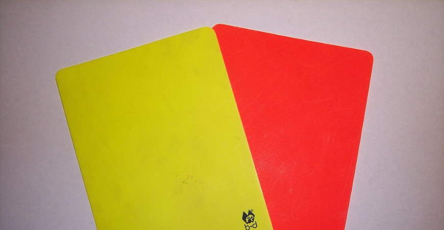 Football League managers to receive yellow and red cards