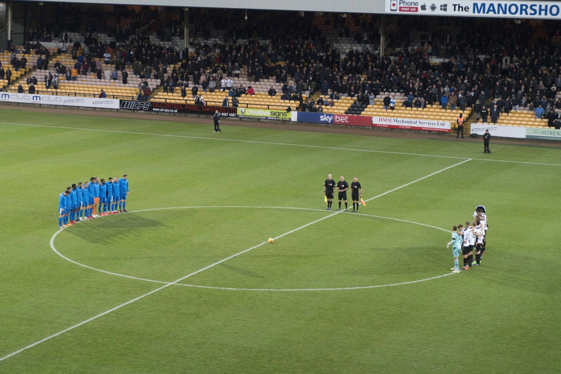 Notts County Nov 18 002 - Minute's silence