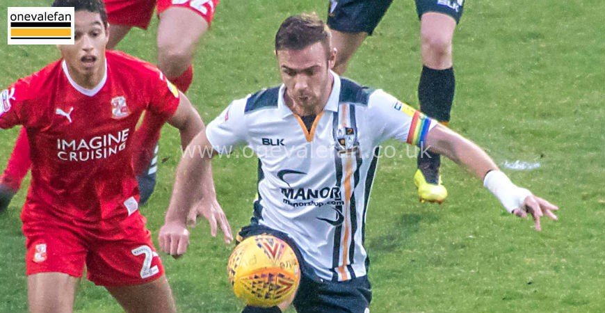 Tom Pope accuses Stevenage of time wasting – “all their players knew what was going on”