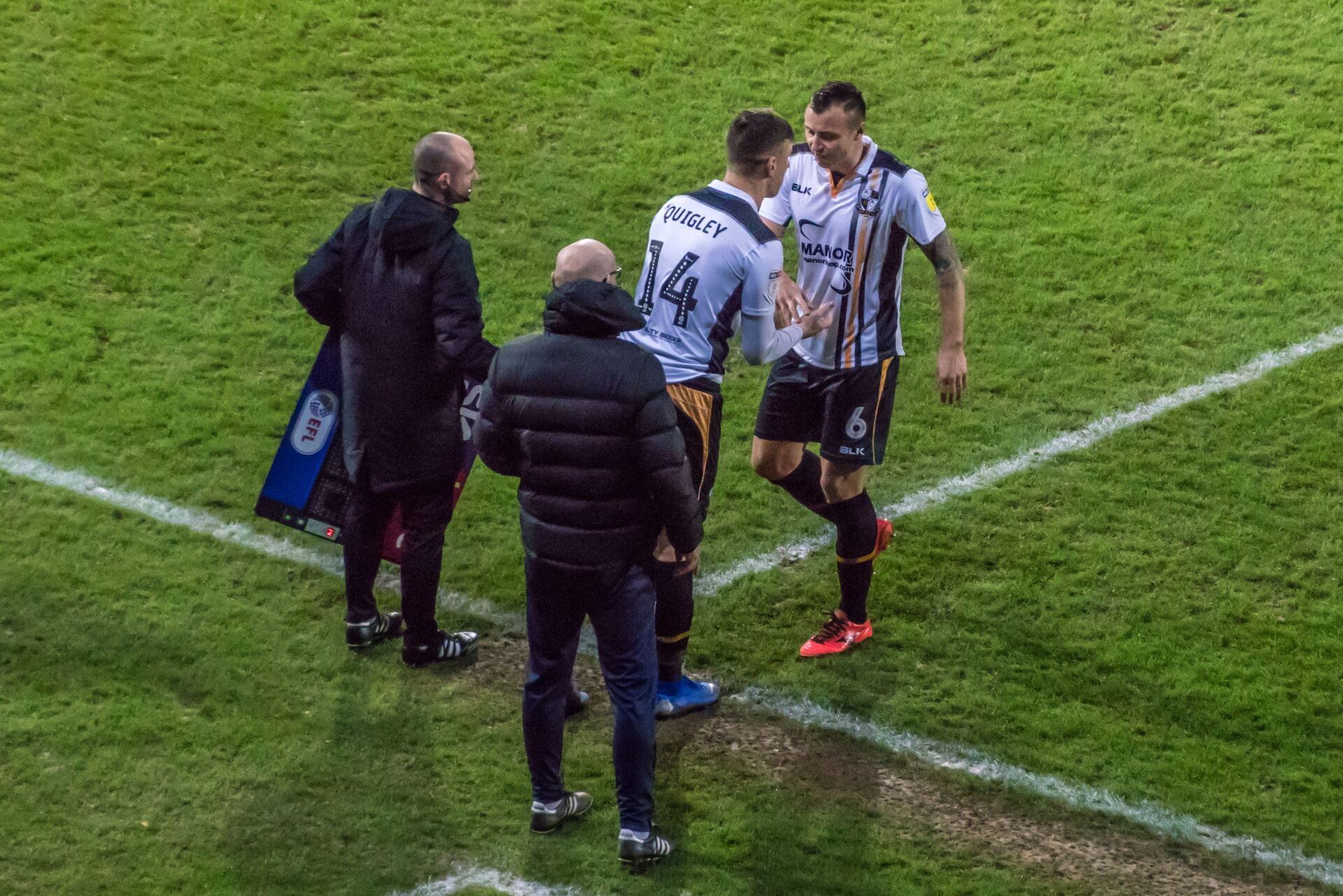 Port Vale 1-4 Oldham Athletic - Scott Quigley replaces Antony Kay