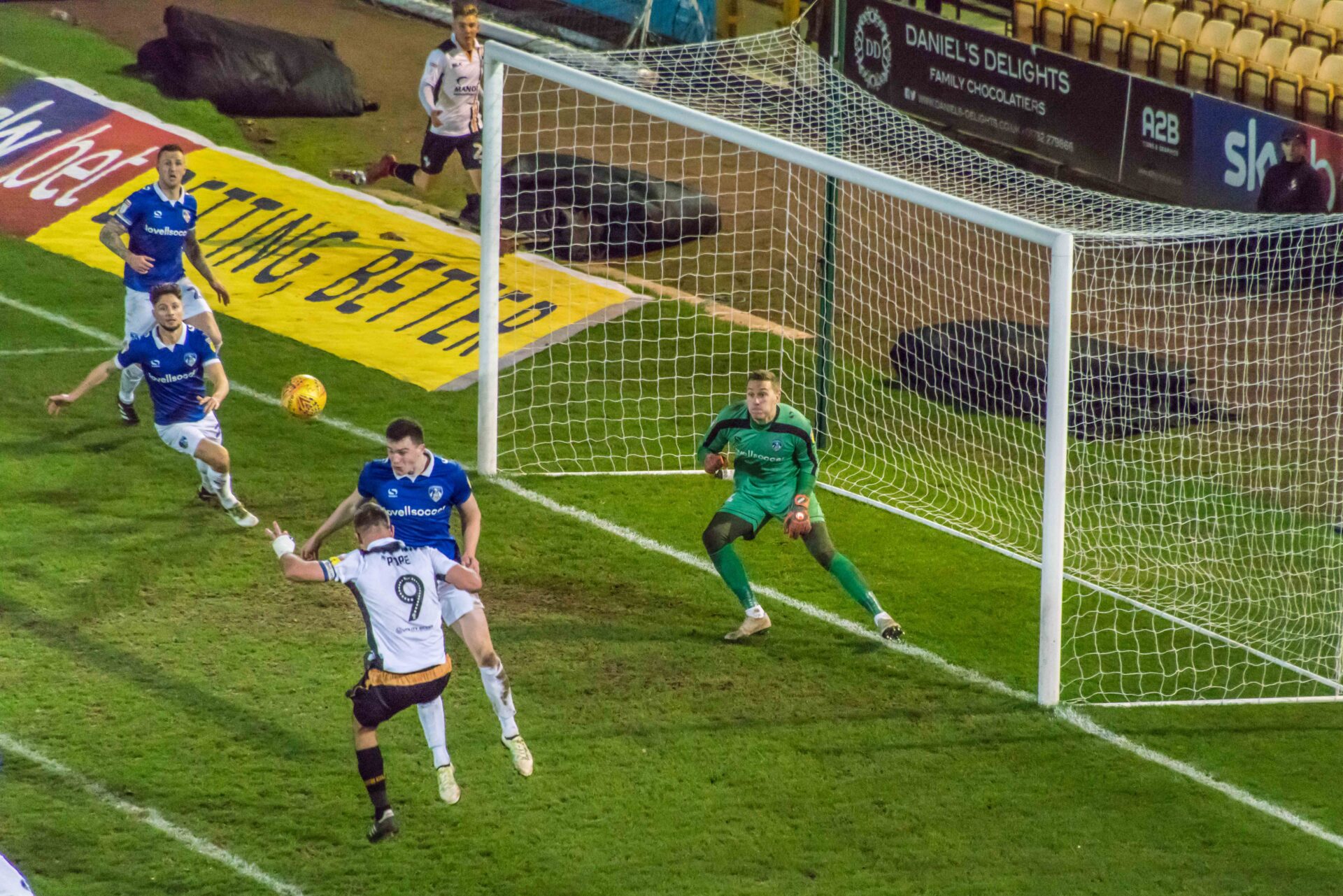 Port Vale 1-4 Oldham Athletic - Tom Pope heads