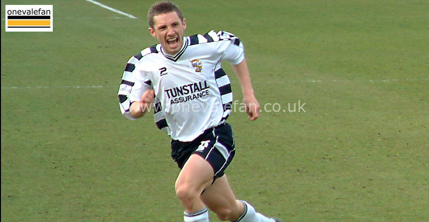 Photo Essay: Micky Cummins barks out orders