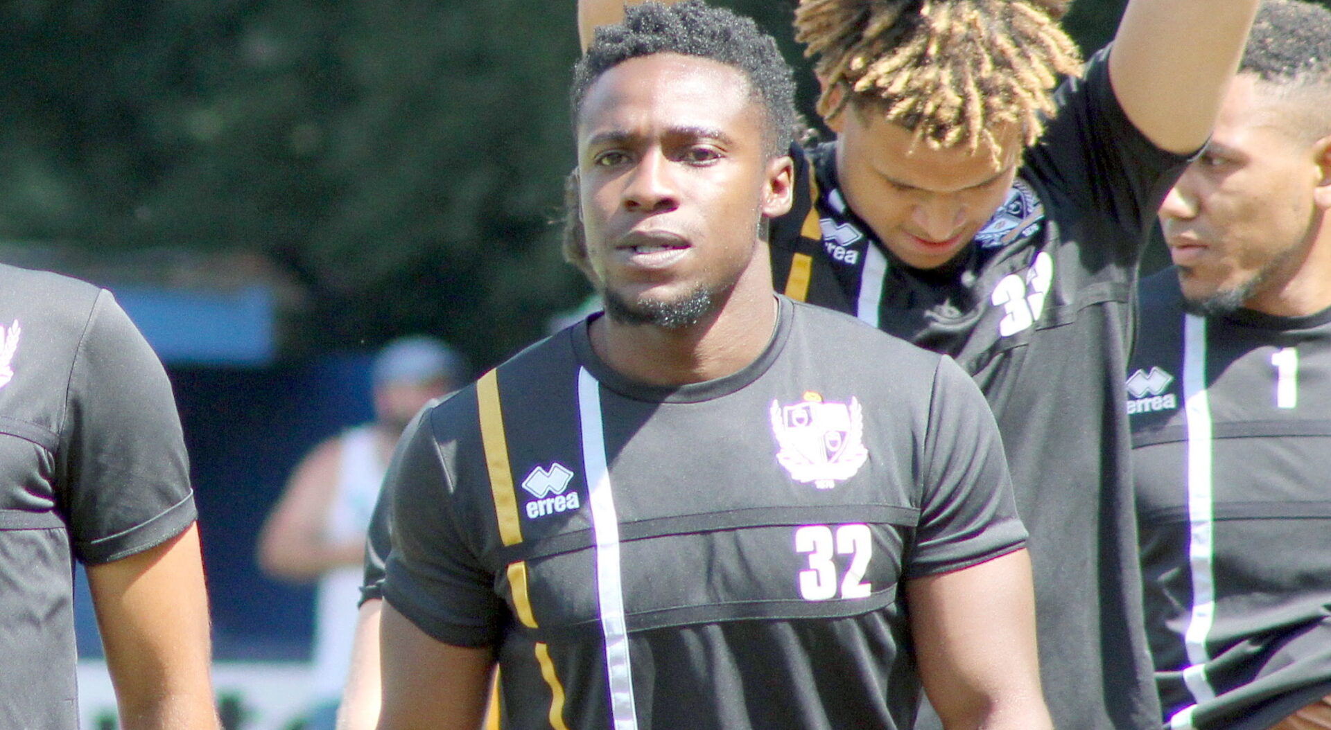 Port Vale confirm Manny Oyeleke transfer to Chesterfield