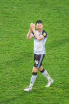 Shaun Brisley applauds