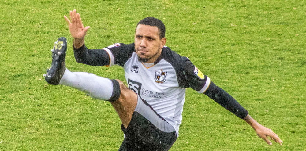Cristian Montano agrees new Port Vale deal