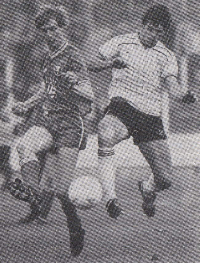 Andy Jones in action in 1985