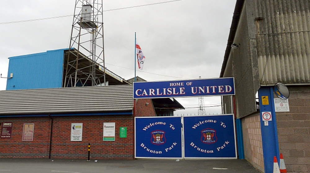 Did Port Vale snatch Jason Lowe from Carlisle Utd at the last minute?