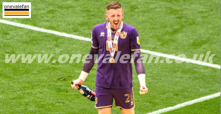 Goalkeeper Aidan Stone leaves Port Vale to join Notts County