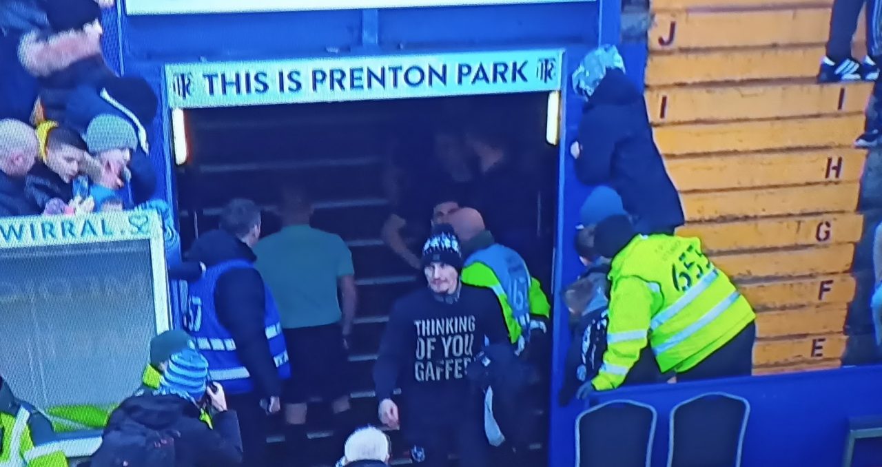 Nathan Smith wears a t-shirt in support of Darrell Clarke