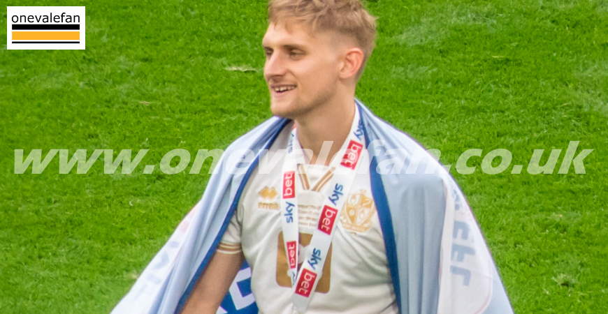 Key defender extends his stay with Port Vale