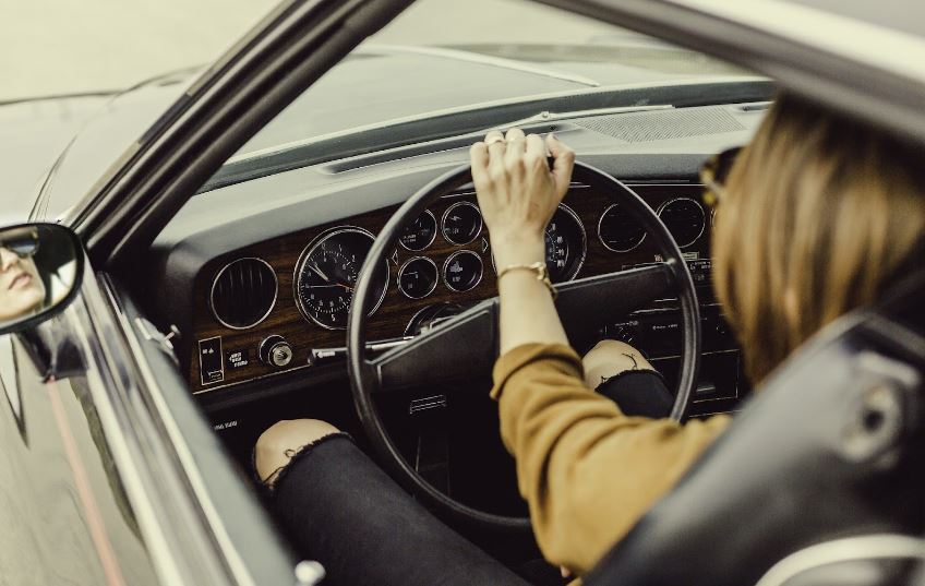 How To Choose a Female Driving Instructor