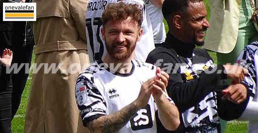 Former Valiants – released loanees Taylor and Odubeko find new clubs