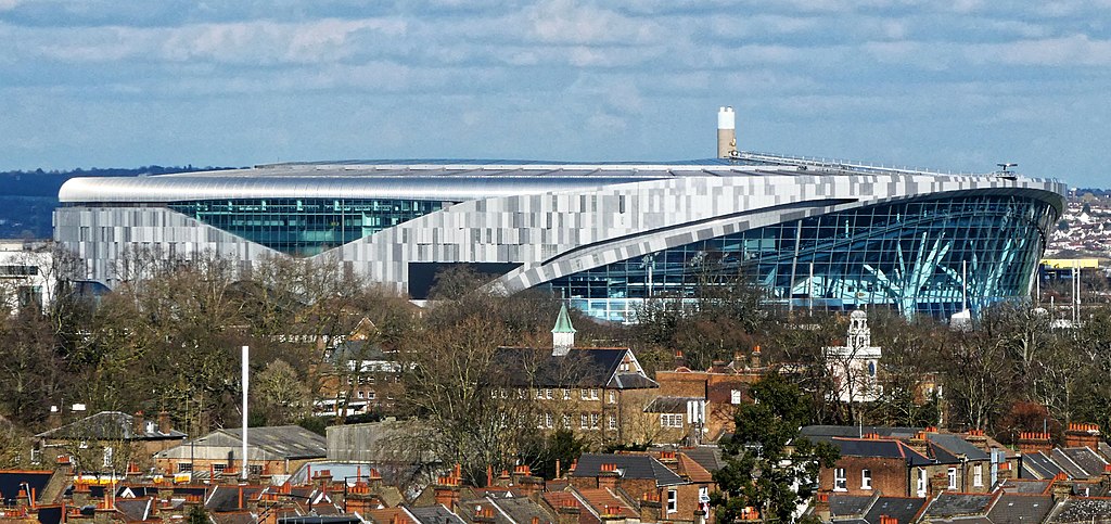 How to Plan a Perfect Football Stadium Tour