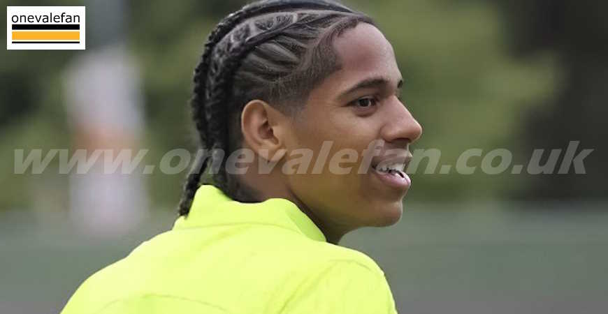 Port Vale sell teenage striker Baylee Dipepa to Southampton