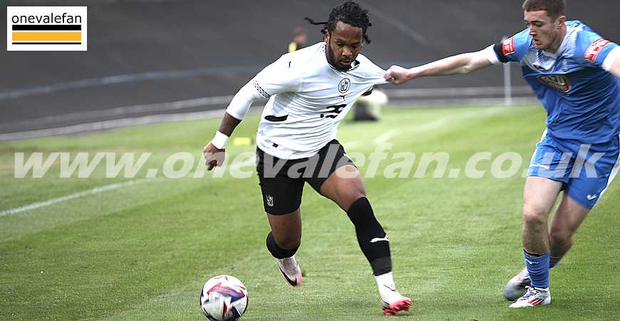 Edwards makes his second loan move of the season