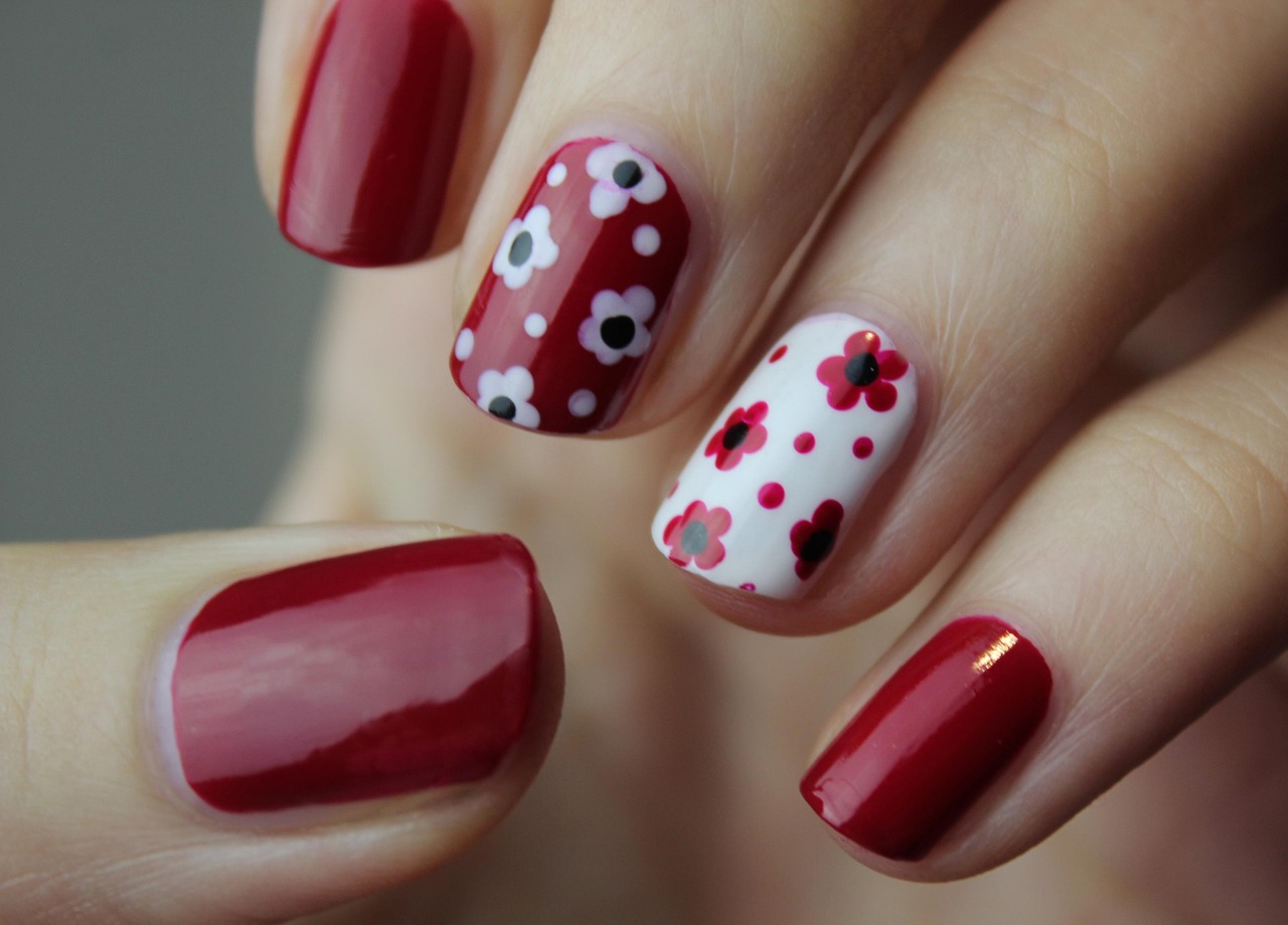 How to Apply Nail Stickers Like a Pro: A Step-by-Step Guide