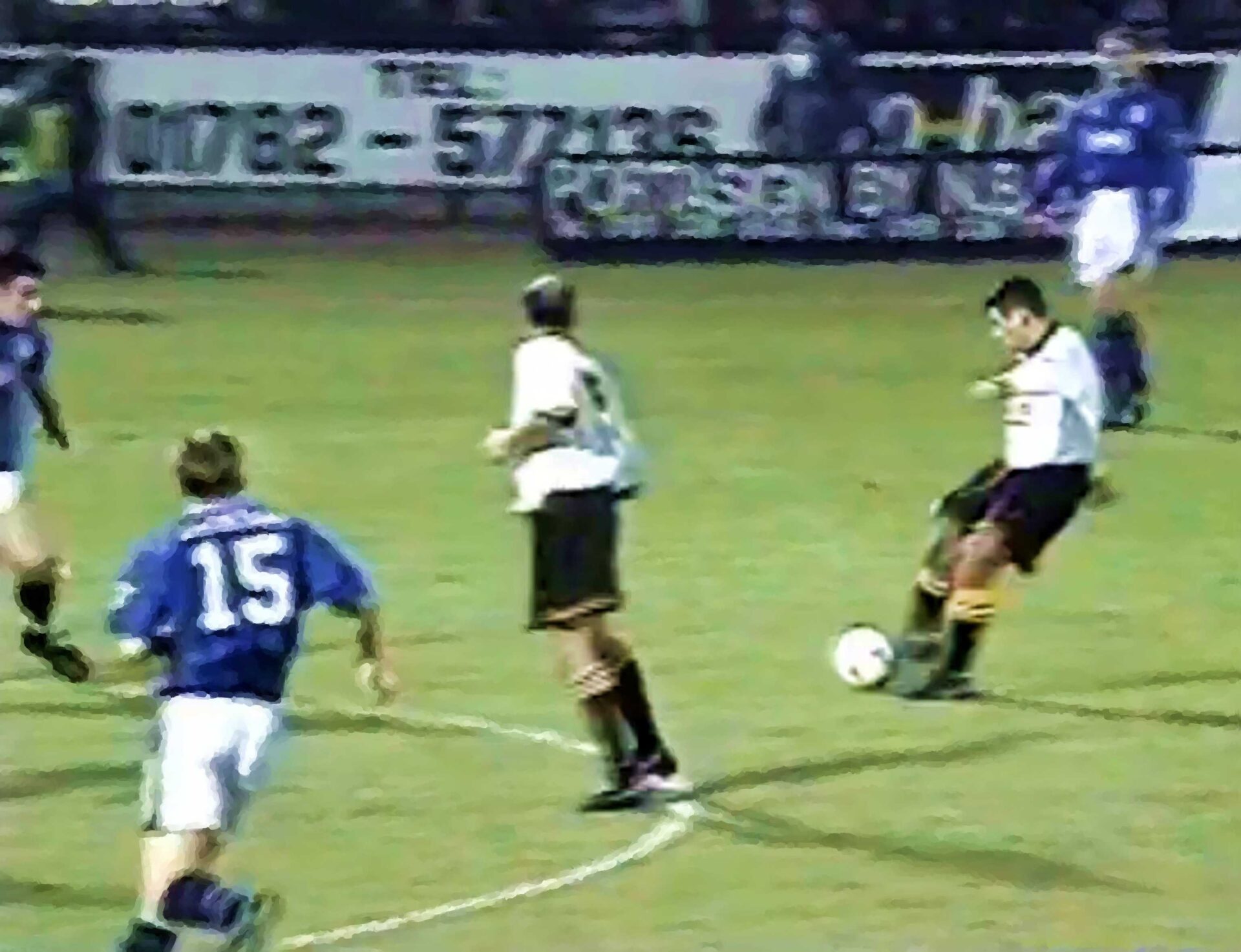 Ian Bogie scores